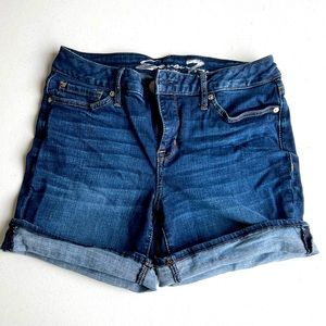 Seven Jeans size 4 shorts